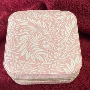 Bed Bath & Beyond Pink Floral Jewelry Box